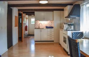 Stunning Home In Tomelilla With Wifi