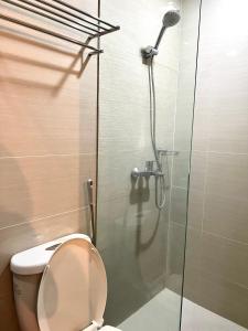 Deluxe Studio with Balcony at Greenbelt Makati Manila