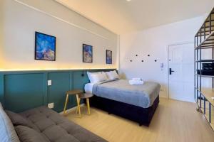 PA2311 Lindo Reformado na Av Paulista com vista para MASP e Pq Ibirapuera