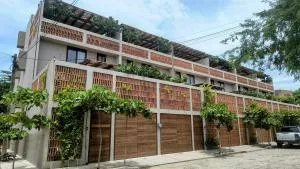 Primavera I - 蓬塔米塔