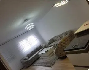 Nära allt! - 米特罗维察