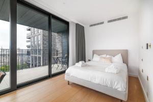 Kings Cross - Luxury 3 Bed Apartment, Private Balcony