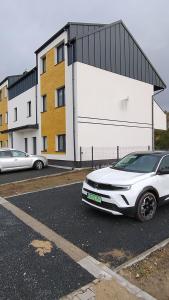 Apartament z dużym ogródkiem