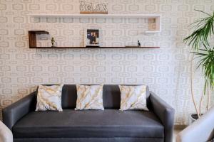 Home in Gated Community near Valquirico & Airport