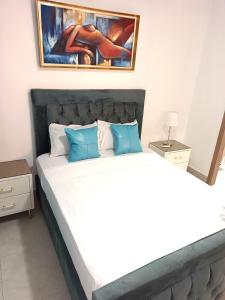 Boca del Mar III, apartamento 411