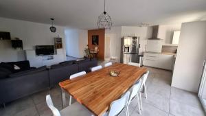 Villas La villa des papillons de dugradus : photos des chambres