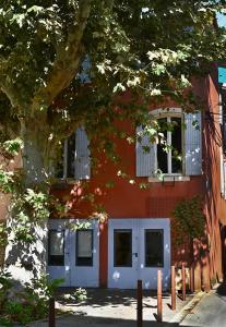 Appartements Suite dans maison d-artiste : photos des chambres