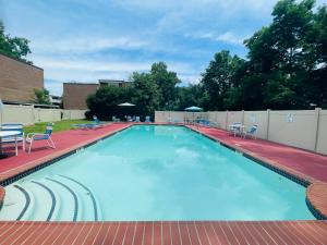 A Place You Call Home In Elkins Park -30 Days Min