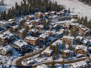 Courchevel 1850 - Appartement skis aux pieds avec spa, 3 chambres pour 6 personnes - FR-1-564-115
