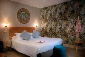 Hotels Logis Hotel La Breche - Restaurant Berthelot : photos des chambres