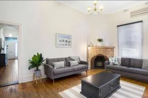 Charming! 3 Bed Garden by Beach - Semaphore