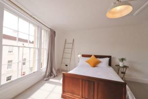 Gorgeous three bedroom townhouse in Clifton