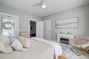 Bloomington Bliss - Spencer