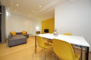 Cozy and comfy apartment in Piramide metro stop