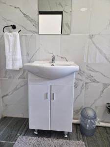 Grace Avenue Townhouse & Studio