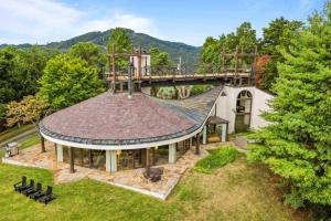 Belltop: Mountaintop Retreat with Best Views in TN
