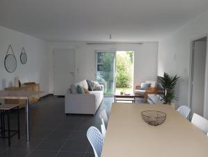 Maisons de vacances Maison 3 chambres 4 lits 6 personnes : photos des chambres