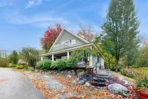 Bluebird Haven - Edgecomb