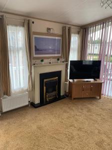 Lakeside Lodge Valencia 2 bedroom