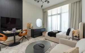 Nasma Luxury Stays - Azizi Riviera 6 Cozy Studio with Burj Khalifa View