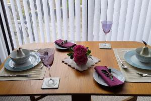 Ludlow Mews Town House with Free parking