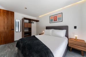 Santa Ma la Ribera Apartments by VH