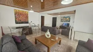 STAY Uptown Apartment - Yukarı Lakatamya