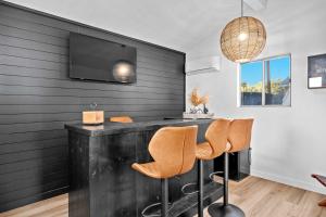 Home & Vine - Hot Tub Fire Pit & Outdoor Oasis