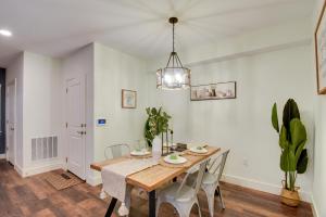 Walk to Lititz Springs Park Dtwn Apt!