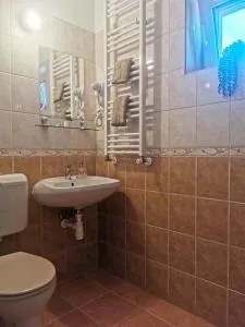 Hordó Panzió és Étterem - Ács