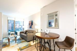 Exclusive 2BR Apt Downtown Seaport