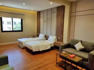 زهرة الروضه للاجنحه الفندقيه ZR apartments - Ar Rawḑah