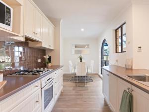 Beachside Escape in Seaford