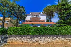 Apartments in Selce 51534