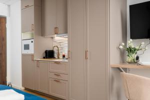 Kasprzaka 29 Bliska Wola Tower By Perfect Apart