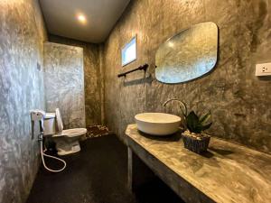 บ้านพูลโต พูลวิลล่า ที่พักบางเสร่ - สัตหีบ