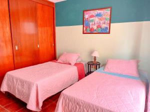 Colorful family condo with terrace and free parking