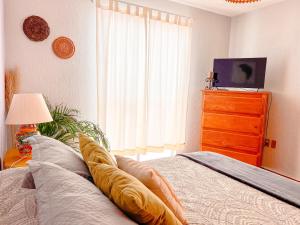 Colorful family condo with terrace and free parking