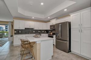 3180 Para unit 101 townhouse