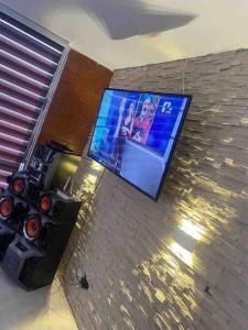 cómodo apartamento con ambiente de hogar