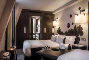 Junior Suite with Spa Access