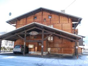 Appartement rénové aux Gets, proche centre et pistes, balcon sud - FR-1-623-160