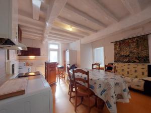 Maisons de vacances Gite paisible dans la nature pres de Chartres - FR-1-581-142 : photos des chambres