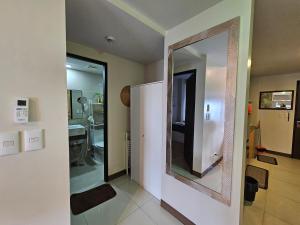 40th floor Penthouse Apartment with Great View