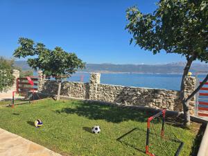 Beachfront Villa Ciovka