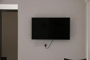 Home Like Getaway with Netflix