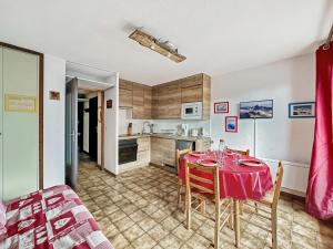Appartements RB111 - Studio 4 Pers centre Carroz : photos des chambres