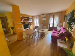 Atico centrico con terraza y garaje - Valderas