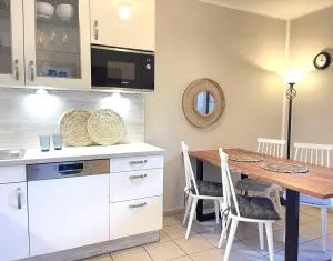 FeWo Sonnenblume auf dem Ostsee-Ferienhof - Schwienkuhl