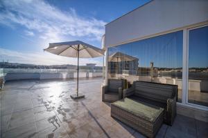 Penthouse with sea view in Durrës - amazing terrace of 400m2 with panoramic view